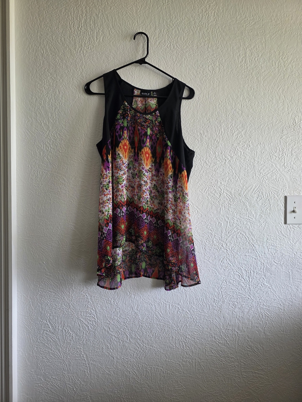 Allen B. By Allen Schwartz Black Tank Top with Multicolor Geometric Floral Print
